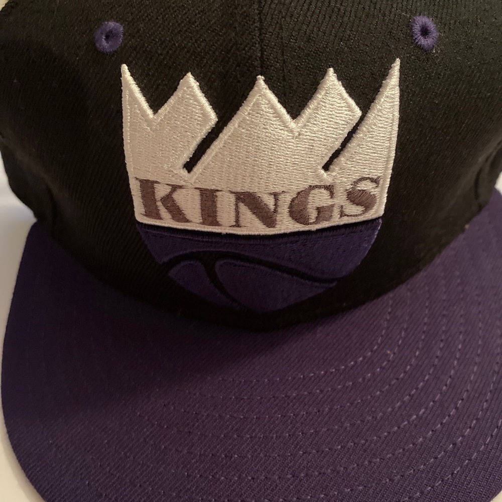New era Sacramento kings fitted hat size 7 1/8